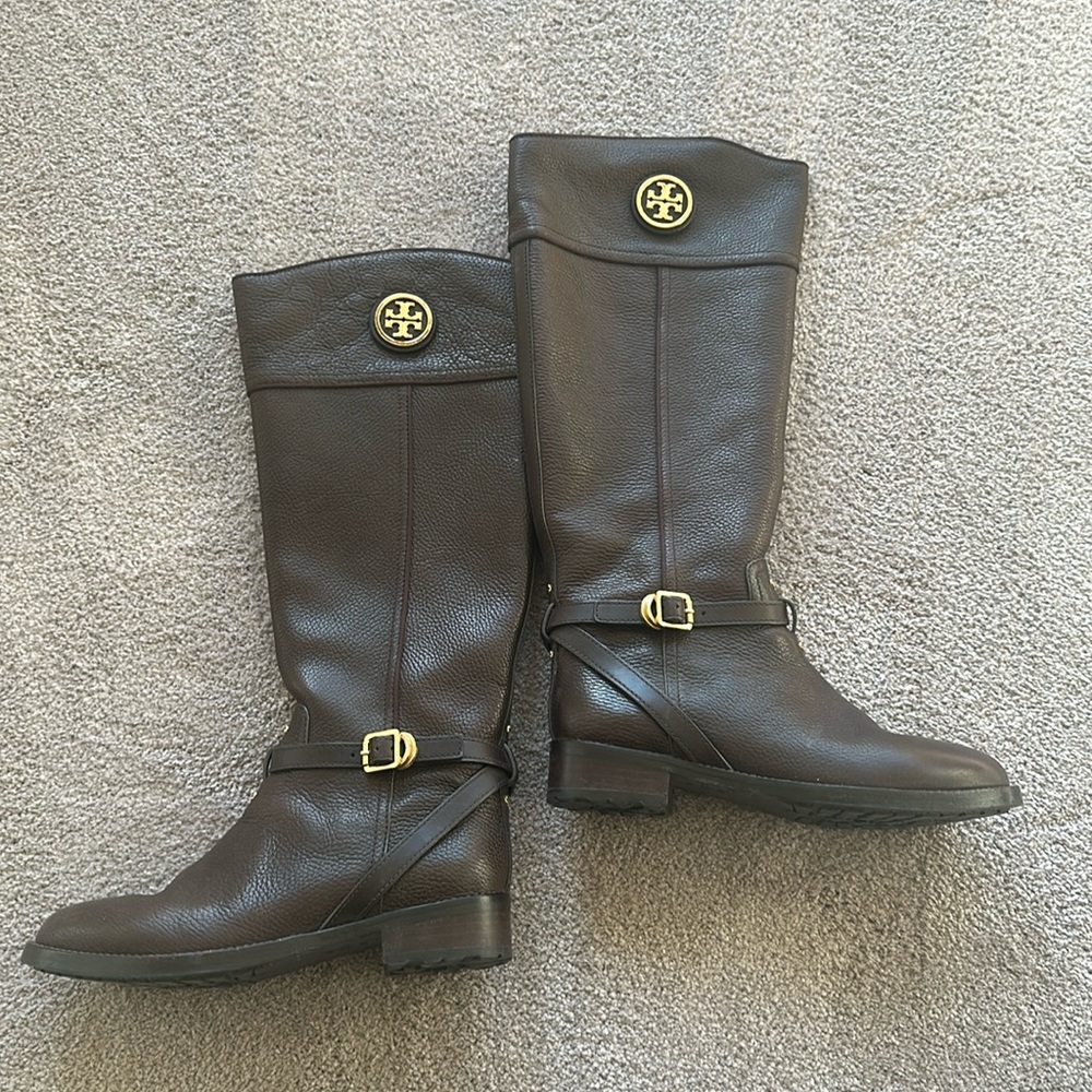 Brown tall boots